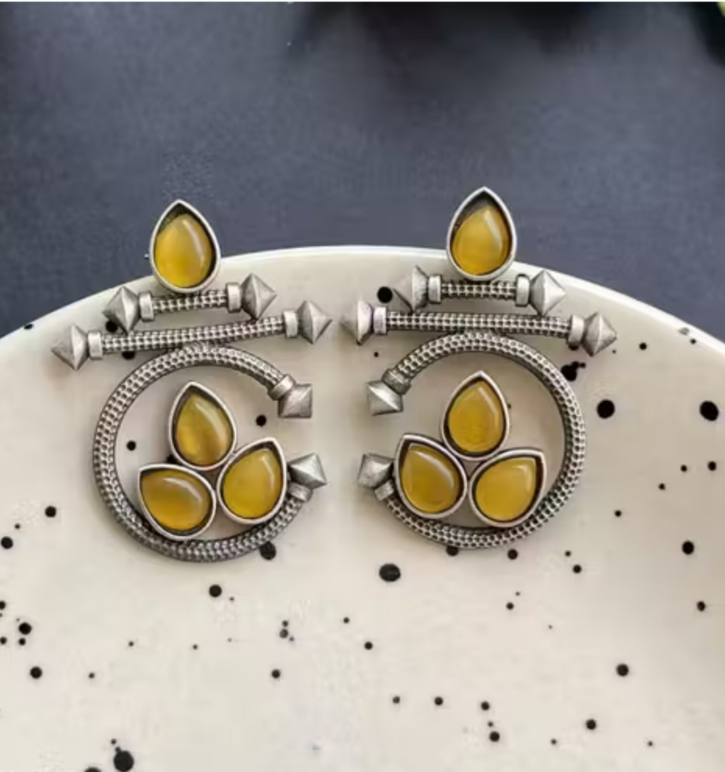 Oxidized Silver Earrings with Yellow Stone – Traditional Round Design