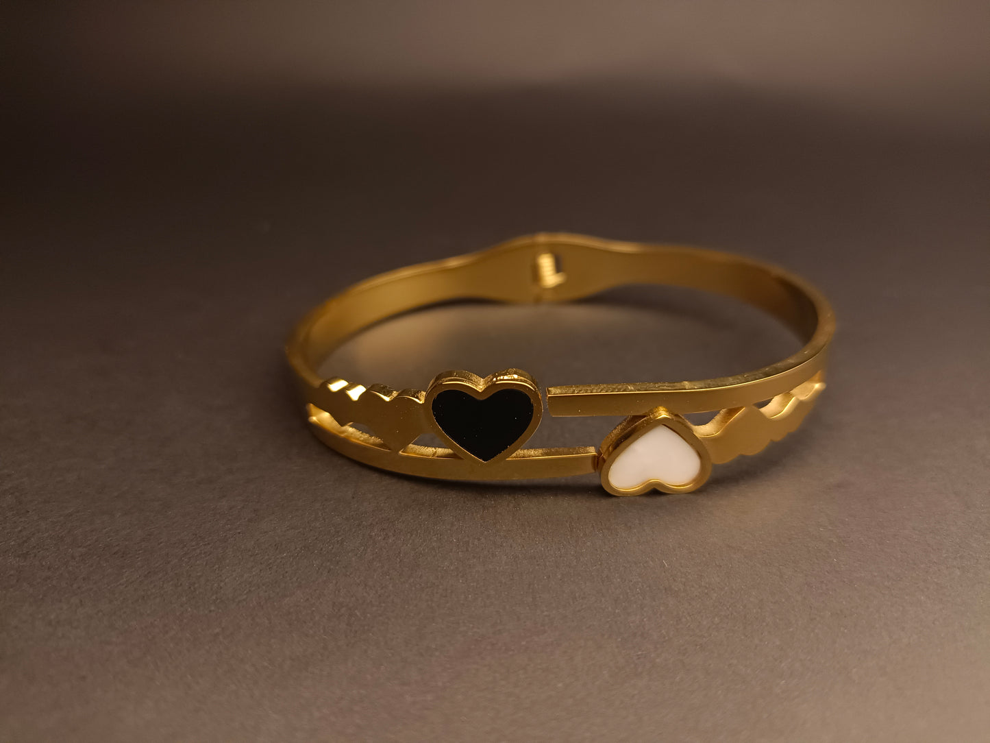 Dual Heart Charm Bracelet – Gold Plated